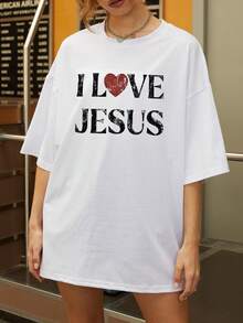 Camiseta de manga corta de ajuste holgado con cuello redondo y estampado gráfico "Amo a Jesús" en forma de corazón para mujer, prenda cómoda de usar a diario, perfecta como regalo de primavera/verano para amigos