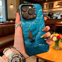 Cubierta de telefono con diseño de barco en el mar azul para iPhone 14 Pro Max protector de pantalla con estampado de nubes y oceano ideal para uso diario y viajes - Negro - Ver 2