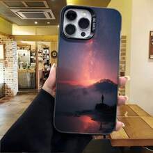 Cubierta de telefono con diseño de paisaje al atardecer azul oscuro para iPhone 14 Pro Max funda protectora con impresion de montana y cielo naranja rojo ideal para uso diario en cafes y salas de estar - Negro - Ver 4