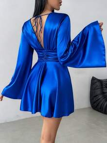 优雅荷叶边扭结露背V领长袖性感百搭收腰修身迷你连衣裙 - 藍色 - 查看 2