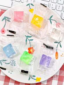 1/5/10pcs Ice Cube Squeeze Toys/Ice Cube Soft Gifts, Halloween, Christmas Stress Relief Squeeze Toys/Stress Relief Jelly/Maltose Color Changing Heart Squeeze Toys - Multicolor - View 4