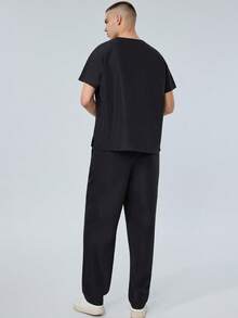 cimmuovere Men's V-Neck Short Sleeve Multi-Pocket Top And Solid Scrubs Pants, Nurse Scrubs Workwear For Dentist, Healthcare, Pet Hospital, Laboratory - Black - View 2