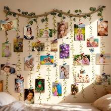 波西米亚风藤蔓照片展示墙装饰，悬挂式波西米亚风格照片墙装饰，配有麻绳、25个彩色夹子和5个蝴蝶装饰品，非常适合家居装饰、毕业照展示、DIY墙面艺术、派对用品。 - A - 查看 1