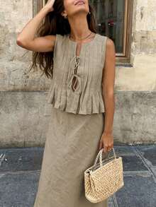 两件套女士休闲无袖褶皱系带露脐上衣和低腰美人鱼长裙，包括裙子、配套吊带背心、飘逸雪纺裙、性感吊带沙滩套装、可爱蝴蝶结装饰，适合春、夏、秋季穿着。