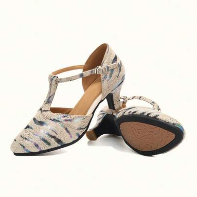 女士爵士舞鞋，闭趾防滑舞鞋，现代舞鞋，适合各种舞蹈风格的女性，室内外均可穿着。