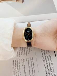 1pc Women's Retro Minimalist Style Bar Scale Quartz Leather Belt Watch, Suitable For Daily Decoration - Black - View 5