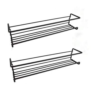 Dieses zweiteilige Gewürzregal-Set ist ein robuster und langlebiger Hänge-Gewürzorganizer, der sich für Küchenregale, Schränke, Badezimmerregale und als Dekoration eignet. Es misst ca. 29 x 6,5 x 6,5 cm.