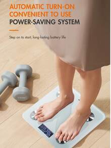 Báscula electrónica: panel de vidrio templado más grande para protección contra caídas; pantalla LED de alta definición para una visualización clara de los datos; cambio con un solo botón entre kilogramos y libras; interruptor de encendido/apagado automático para mayor comodidad y ahorro de energía; porcentaje de grasa corporal para indicadores de salud visibles. - Tipo de Enchufe A USA (110-127V) - Ver 5