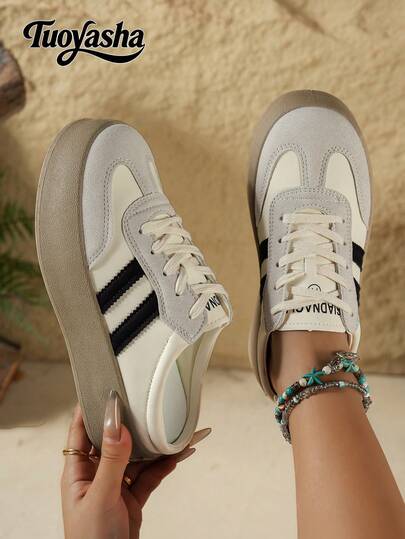 新款女鞋，时尚百搭系带圆头鞋，厚底增高，条纹装饰，纯色设计，舒适软底，休闲鞋，运动鞋，时尚鞋，平底鞋，适合日常穿着和通勤。