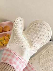 Guantes resistentes al calor a cuadros y guantes antideslizantes - Manoplas de horno de cocina, manoplas de horno y agarraderas a cuadros navideños, guantes de cocina de silicona gruesos, para uso en el baño - Regalo festivo para Navidad, Halloween, Pascua, Acción de Gracias, Artículos esenciales de cocina, Utensilios de cocina decorativos, Material sin polvo, Artículos esenciales para el hogar, Diseño festivo, Artículos esenciales para el hogar - Multicolor - Ver 13