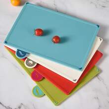 4件組防滑彈性切菜板套組，耐用肉類、蔬菜與水果切盤，易清洗，適合戶外野餐，耐用省空間且便攜 - 1PC - 查看 8