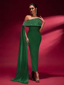 Green Solid Color Beaded Sash Off-Shoulder Fitted Dignified Bandage Maxi Dress - Dark Green - View 5