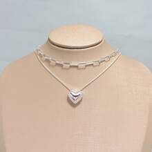 Set Of 2 Luxury Women's Necklaces With A Sparkling Heart-Shaped Pendant Set With Cubic Zirconia. - 銀色 - 查看 7