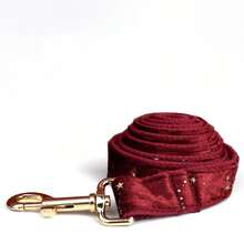 Bộ 2 món vòng cổ và dây dắt thú cưng bằng hợp kim kẽm nhung mềm mại, phù hợp cho chó nhỏ, vừa và lớn, vòng cổ thú cưng, vòng cổ chó, thiết kế hợp kim kẽm bền chắc, dễ dàng cài và mở, vòng cổ chó cao cấp, thích hợp làm quà cưới, quà Valentine (Do chất liệu, lô hàng và màu sắc khác nhau nên có thể có sự khác biệt nhỏ, giao hàng ngẫu nhiên) - Màu Đỏ Sâu - Xem 5