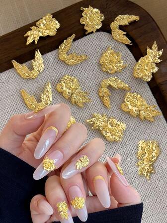 15 Pieces Of French Rich Gold Flower Nail Art Accessories, Golden Light Luxury Three-Dimensional Noble Flower DIY Nail Art Decoration, Fake Nail Alloy Accessories, Nail Art Supplies