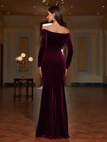 Women's Off-Shoulder Slit Dress: Elegant Pleated Fitted Long Sleeve Evening Gown, Perfect For Parties And Banquets - Burgundy - View 2