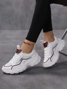 2025年流行厚底运动鞋，爆款，厚底，学生款，百搭，轻便，软底，高端运动鞋