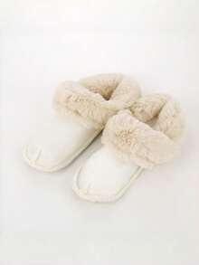 两双可拆卸保暖鞋垫，适用于花园鞋、木屐、穆勒鞋等。保暖且可水洗，是万圣节、圣诞节、节日礼物的理想之选。 - 黑色+奶白-長款 - 查看 4