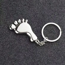 1pc New Couple Fashion Pendant Simulated Mini Foot Keychain, Street Festival Party Gift For Couples And Friends, Daily Wear Fashion Style Car Key Bag Accessory Footprint Key Charm - Multicolor - View 9