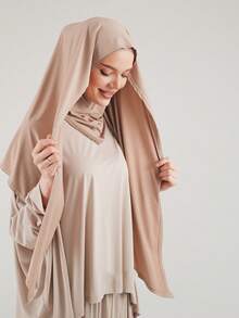 1 Khăn choàng cổ bằng vải voan mỏng mặc thường ngày cổ điển dành cho nữ, màu trơn, thoải mái, thoáng khí, khăn trùm đầu bằng vải Modal, băng đô, khăn trùm đầu hình tam giác Jersey, khăn quấn đầu đa năng, thích hợp sử dụng hàng ngày - khăn quàng cổ - Xem 9