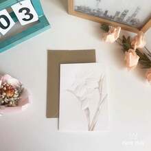 6张花卉压纹贺卡套装（含信封） - 空白卡片，适用于生日、婚礼、商务、情人节等各种场合。个性化花卉图案，不含羽毛。 - 彩色 - 查看 4