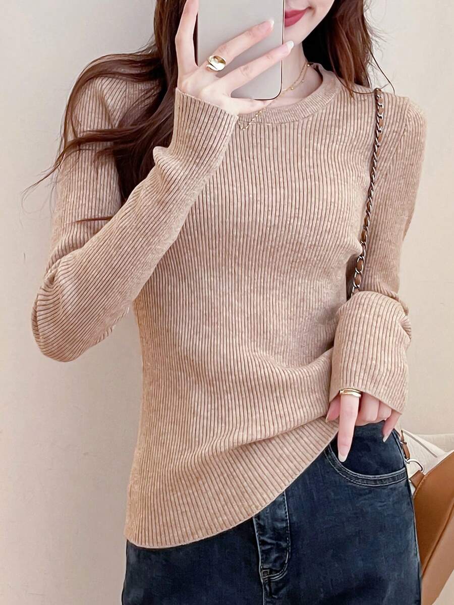 Suéter sencillo de cuello redondo, estilo completo para combinar con cualquier prenda - Caqui - Ver 1