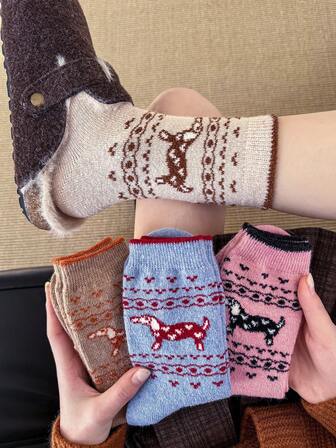 1/2/4 Pairs Of Multi-Color Women's Puppy Pattern Comfortable And Warm Home Floor Mid-Calf Socks