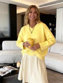 Women's Daily Casual Solid Color Drop Shoulder Loose V-Neck Long Sleeved Pullover Sweaters Tunic Fit Soft Slouchy Ribbed Jumper Elegant Sweater, Fall Winter - Yellow - View 2