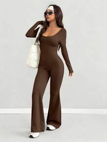 AITYI Studio 女士连体裤，修身剪裁，休闲U领纯色设计，时尚性感舒适修身，适合户外、街头、通勤、运动、百搭、毕业典礼、新年、情人节、秋冬季等场合穿着，弹力针织长袖喇叭裤腿连体裤 - 棕色 - 查看 6