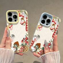 Funda para móvil con adorables gatitos y estampado de fresas. Compatible con teléfonos ,  17,  16 Pro Max,  15 Pro Max,  13 y  12. Fabricada en TPU para una protección eficaz contra golpes y caídas. Un regalo perfecto para familiares, amigos, seres queridos, parejas y para Navidad. - Amarillo - Ver 3