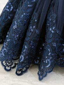 女婴藏蓝色蕾丝连衣裙，带蝴蝶结，薄纱蓬蓬裙，优雅公主风派对礼服，适合女童一周岁生日、婚礼、宴会、派对等场合。 - 寶藍色 - 查看 8