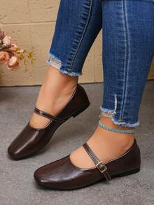 宽楦搭扣时尚方头低跟女式大码平底鞋，舒适柔软的咖啡棕色玛丽珍平底鞋，优雅百搭，适合日常、通勤、秋季办公穿着，芭蕾平底鞋