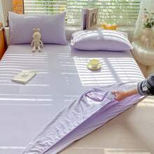 1pc Simple Solid Color Skin-Friendly Cloud Series Soft Fitted Sheet, Soft, Wrinkle-Resistant, Breathable Fitted Sheet With 360-Degree High Elastic Rubber Band, Soft And Comfortable Fresh Style, Brushed Fabric Fitted Sheet, Skin-Friendly And Cloud-Like Softness, Fits Mattress Cover, Mattress Protector, Dust Cover, Suitable As A Gift For Parents, Family And Friends On Holidays And Gatherings