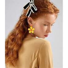 ONLYJUMP Vintage 60s 70s Flower Earrings - Colorful Floral Big Acrylic Daisy Dangle For Women - Lily Petals Hawaii Plant Statement Fashion Jewelry,OrangeandYellow - 橙色和黃色 - 查看 5