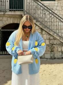 Plus-Size Women's Fall And Winter Fashionable V-Neck Long-Sleeve Knitted Cardigan, With Mango Jacquard Color-Blocking Design, Ideal For Sweet And Casual Daily Wear And School Outfits.