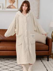 秋冬季女士法兰绒宽松加大码睡袍 - 睡衣，厚实保暖，柔软舒适，纽扣前襟，长袖，带帽，配有2个大口袋，长款睡袍家居服，浴袍，可机洗 - 彩色 - 查看 7