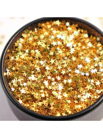 15000颗什锦彩色亮片纸屑，包含细闪粉、粗闪粉、星形亮片、心形亮片、樱花图案等，适用于节日和派对装饰，也可用于牙齿和指甲，适合儿童和成人使用，搭配银色亮片主题