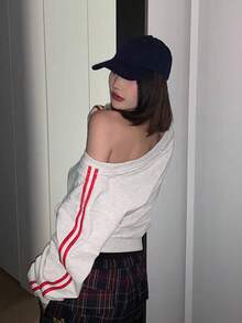 Off-Shoulder Long Sleeve Sweatshirt For Women, Casual Pullover Jacket, Autumn/Winter - Light Grey - View 6