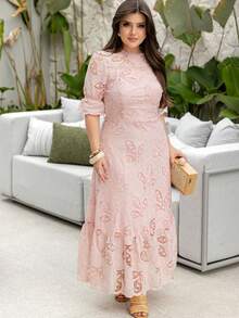 Livia Dress | Evangelical Dress | Long | Lace | Elegant Dress | Evangelical Fashion 2025 | Romantic Dress | Elegant Lace Dress | Ruffled Hem | Vacation | Half Sleeve | Casual Chic Look. - 淺粉色 - 查看 2