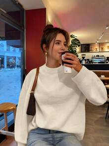 SEREN New Autumn/Winter Round Neck Knit Sweater, Loose & Comfortable, Suitable For Outdoor Wear - Beige - View 5