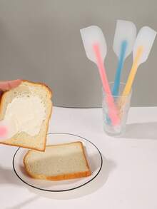 2pcs Cake Spatula Baking Scraper, Silicone Large & Thick + Small & Thick Silicone Scraper Spatula Set, Cake Cream Scraper, Mixing Spatula, 1 Large & 1 Small, Random Color, Baking Tools - Multicolor - View 5