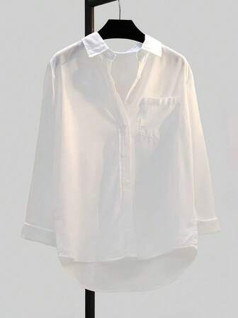 女士休闲百搭涤纶衬衫，常规长度，长袖，衬衫领，纽扣前襟，带口袋，时尚不对称下摆