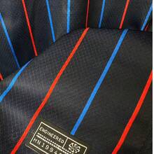 The Short-Sleeved Football Jersey Of The US Team, Featuring A Fully Embroidered Logo And Red And Blue Striped Stitching, Is Suitable For Both Men And Women To Wear - 水鴨藍 - 查看 2