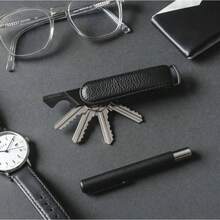 Jibbon - Llavero multiherramienta multifuncional EDC – Herramienta organizadora de llaves 5 en 1 de acero inoxidable negro, abridor de botellas, cortador de caja, solo 2,5 mm de grosor para - Negro - Ver 8
