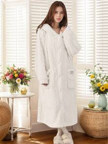 秋冬季女士法兰绒宽松加大码睡袍 - 睡衣，厚实保暖，柔软舒适，纽扣前襟，长袖，带帽，配有2个大口袋，长款睡袍家居服，浴袍，可机洗 - 彩色 - 查看 18