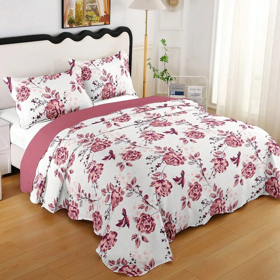 Double-Sided 3-Piece Printed Bedspread Set. - Print 17 - View 1