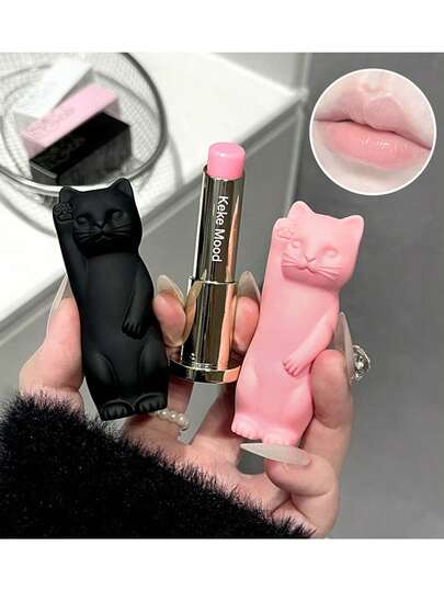 可爱猫咪润唇膏 - 无色，滋润保湿，修复干燥皲裂的嘴唇，抚平唇纹，秋冬季唇部护理的理想之选