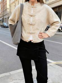 秋冬优雅女装秋冬上衣秋冬女装针织外套卡其色秋冬时尚新款女装针织上衣优雅休闲舒适时尚纯色中式盘扣结饰设计点缀圆领上衣长袖短款开衫毛衣2025新款！ - 卡其色 - 查看 5