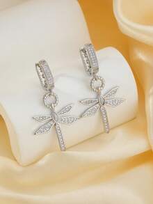 1 par de pendientes colgantes de libélula geométrica única y de moda, de cobre con circonita cúbica, versátil y casual - Chapado en color blanco K. - Ver 3