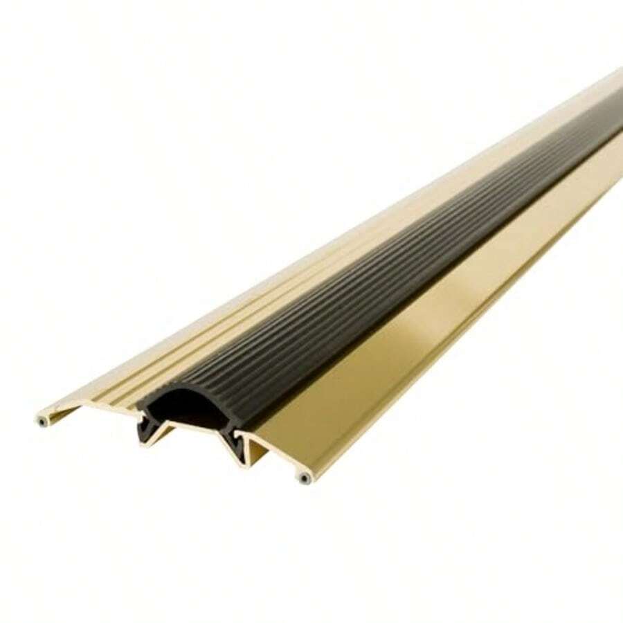 M-D Building Products 09043 3-3/4" x 3/4 pulgadas. x 36 pulgadas. Brite Gold - Umbral de perfil bajo resistente de aluminio y vinilo - Oro brillante - Ver 1
